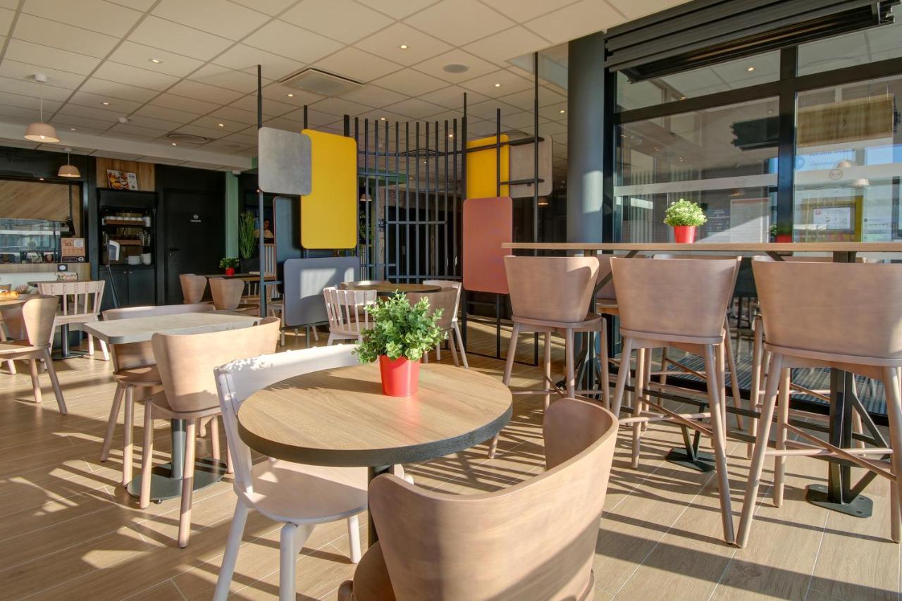 B&B Hotel Еперне Екстериор снимка