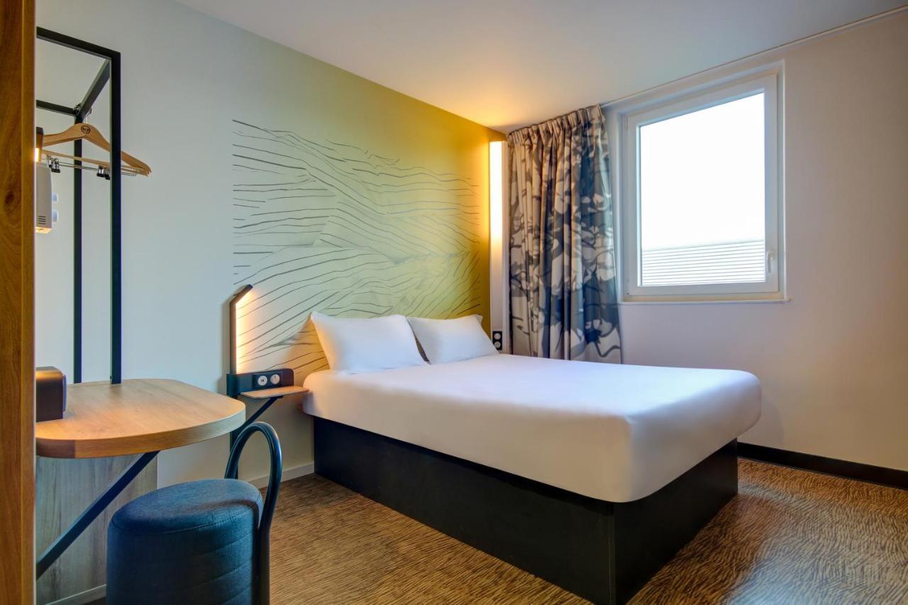 B&B Hotel Еперне Екстериор снимка
