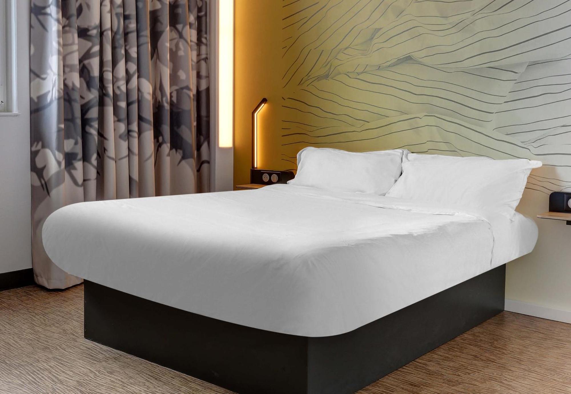 B&B Hotel Еперне Екстериор снимка